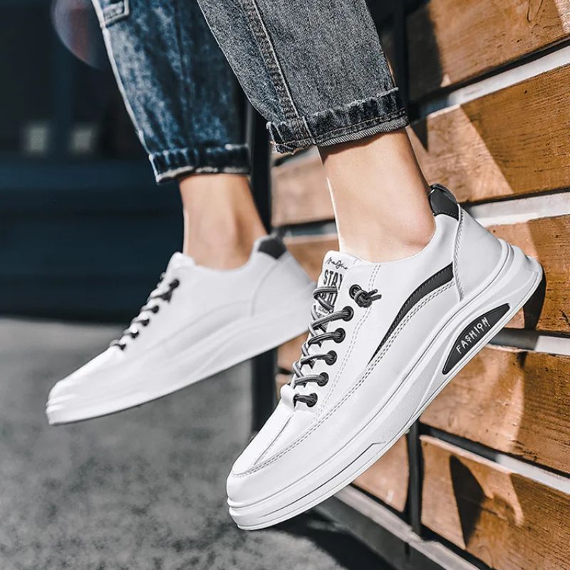 Urban-Lite Versatile Low-Top Sneakers