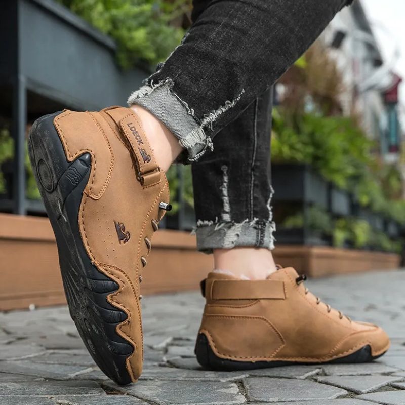 Octopus Mid-Top Fleece-Lined Martin Boots