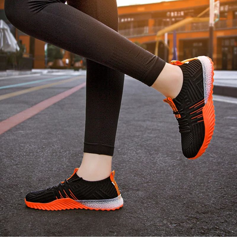 Aero-Grid Fly-Woven Breathable Trainers